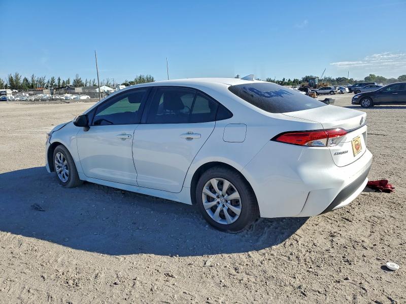 Photo 2 from auction – 2022 TOYOTA COROLLA LE with VIN JTDEPMAE7N3007813