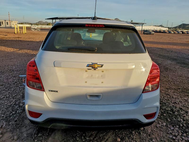 Photo 6 from auction – 2017 CHEVROLET TRAX LS with VIN 3GNCJKSBXHL281184