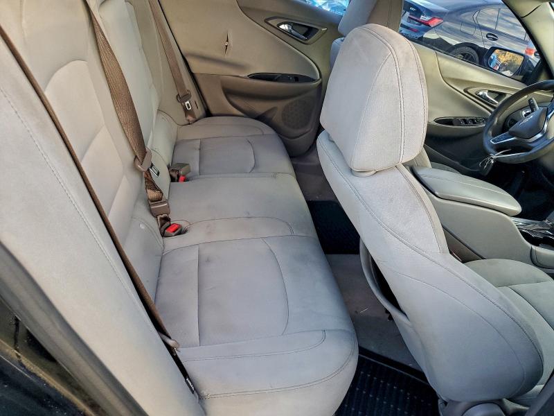 Photo 10 from auction – 2018 CHEVROLET MALIBU LT with VIN 1G1ZD5ST4JF124036