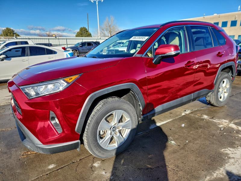 TOYOTA RAV4 XLE 2021 with VIN 2T3P1RFV2MW155959 - Photo from auction