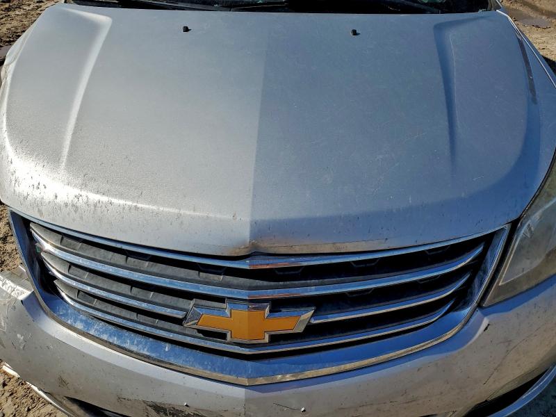 Photo 11 from auction – 2017 CHEVROLET TRAVERSE with VIN 1GNKRGKDXHJ187235