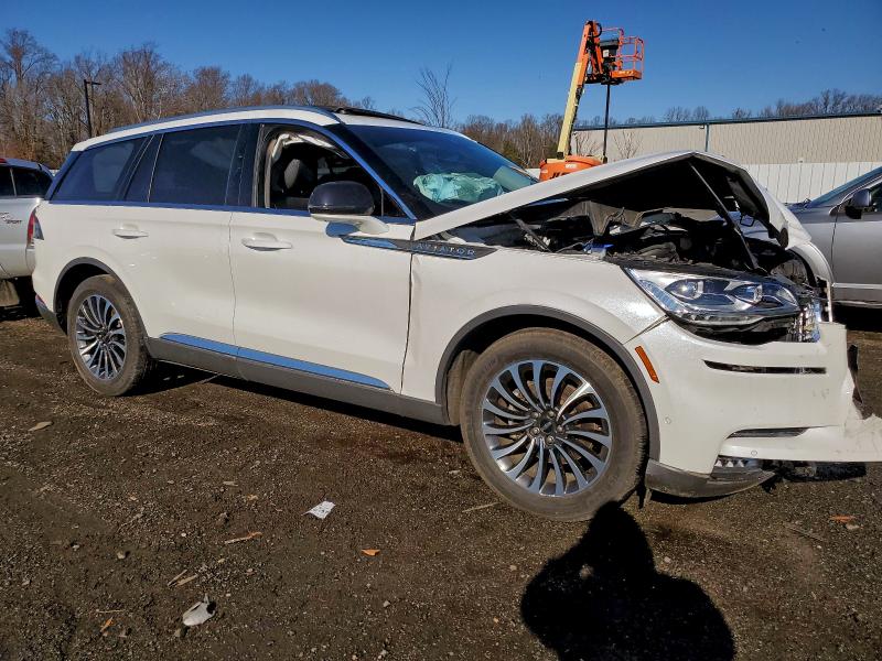 Photo 4 from auction – 2023 LINCOLN AVIATOR RE with VIN 5LM5J7WC9PGL00465