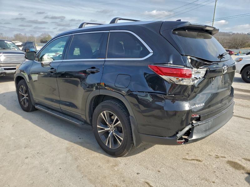 Photo 2 from auction – 2016 TOYOTA HIGHLANDER with VIN 5TDJKRFH2GS501320