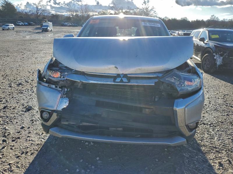 Photo 5 from auction – 2016 MITSUBISHI OUTLANDER with VIN JA4AD3A32GZ018776