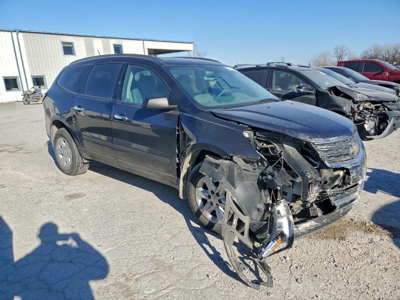 Photo 4 from auction – 2016 CHEVROLET TRAVERSE L with VIN 1GNKRFED7GJ197595