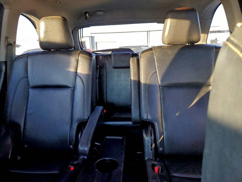 Photo 10 from auction – 2015 TOYOTA HIGHLANDER with VIN 5TDJKRFH0FS107782