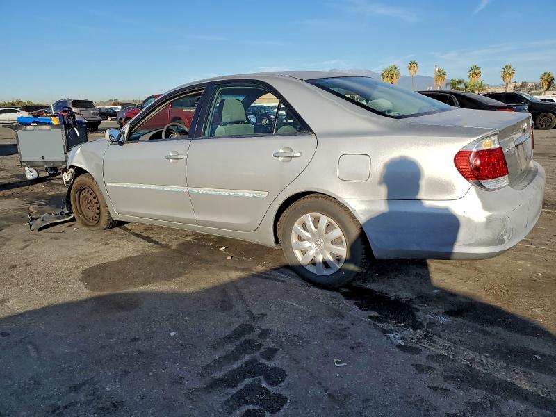 Photo 2 from auction – 2005 TOYOTA CAMRY LE with VIN 4T1BE32K35U417666