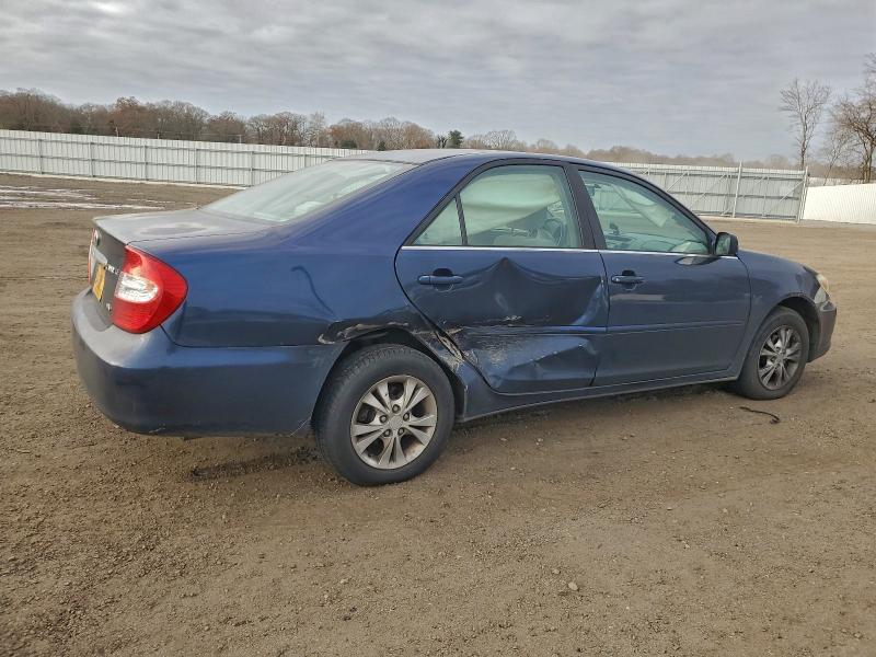 Photo 3 from auction – 2004 TOYOTA CAMRY with VIN 4T1BF30K74U065559