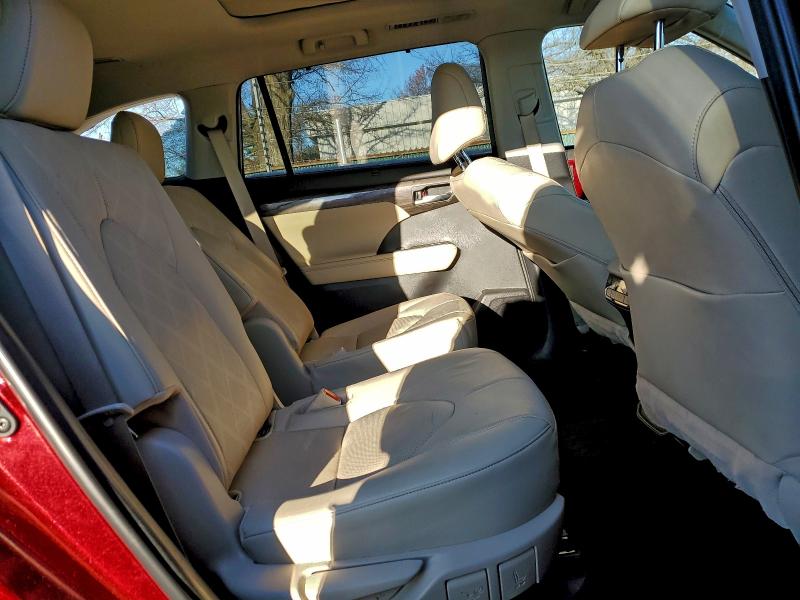 Photo 11 from auction – 2023 TOYOTA HIGHLANDER with VIN 5TDEBRCH3PS114099