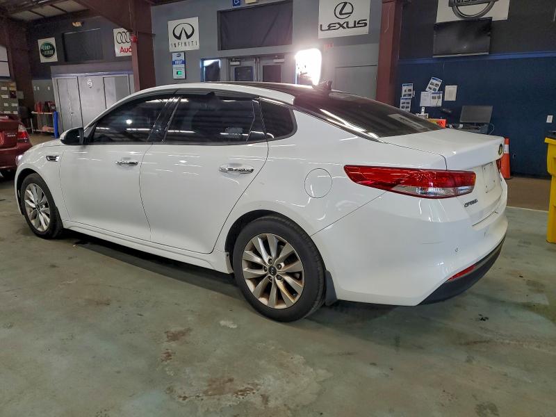 Photo 2 from auction – 2016 KIA OPTIMA EX with VIN 5XXGU4L36GG085080