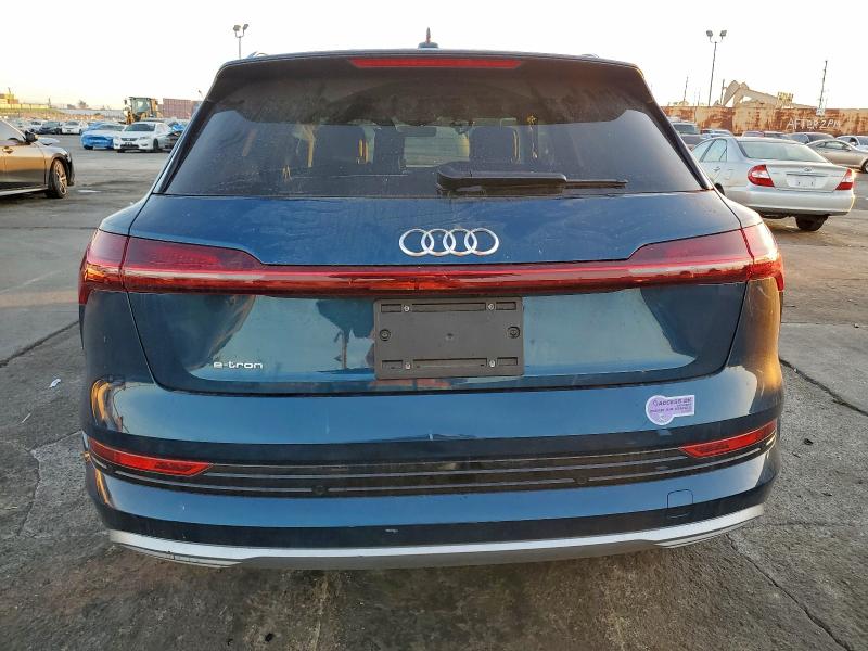 Photo 6 from auction – 2019 AUDI E-TRON PRE with VIN WA1VABGE0KB014675