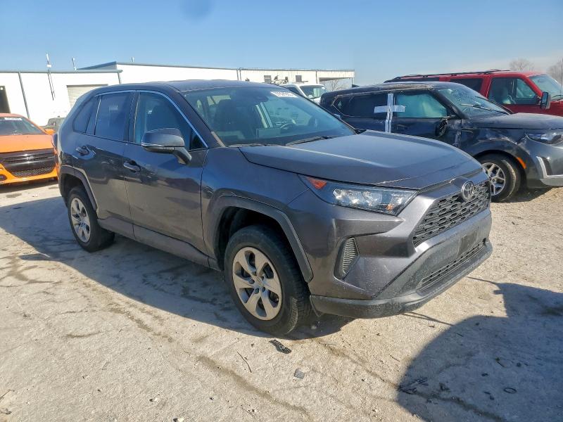 Photo 4 from auction – 2022 TOYOTA RAV4 LE with VIN 2T3G1RFV7NC288266