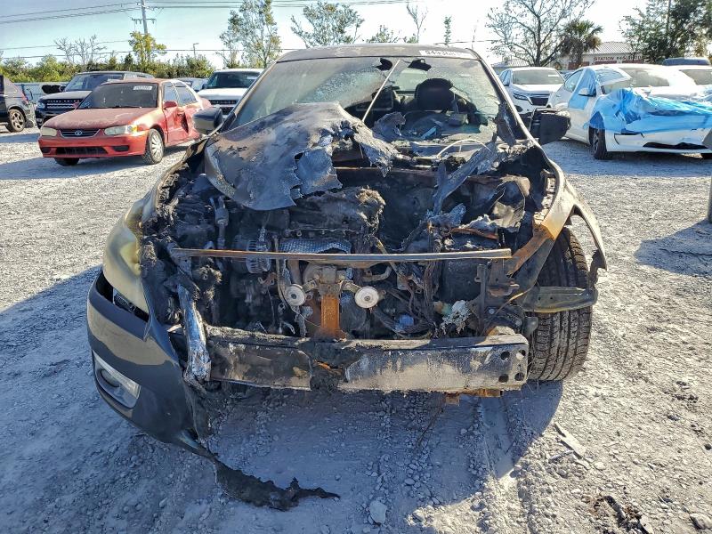 Photo 5 from auction – 2013 NISSAN ALTIMA 2.5 with VIN 1N4AL3AP6DC295656