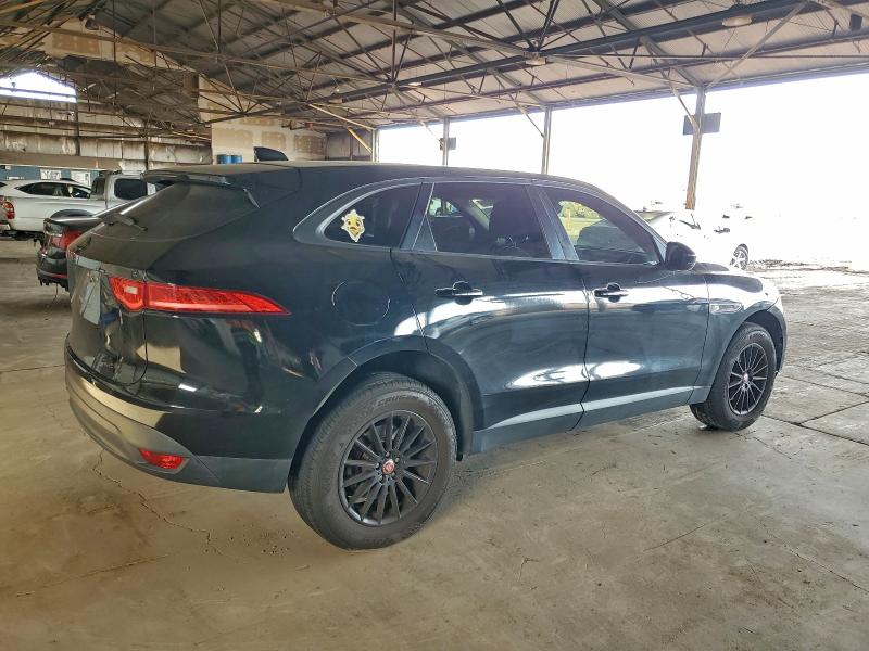Photo 3 from auction – 2017 JAGUAR F-PACE with VIN SADCS2BN5HA091109