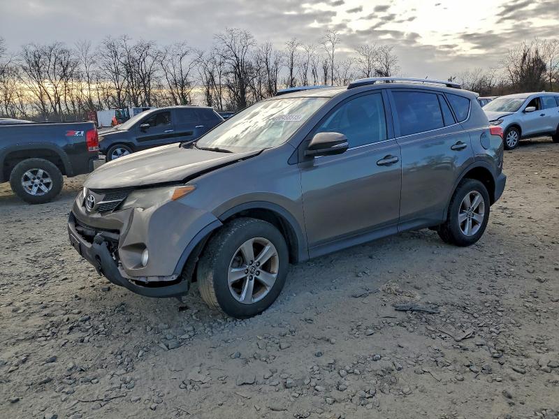 TOYOTA RAV4 XLE 2015 with VIN JTMRFREV4FD097722 - Photo from auction