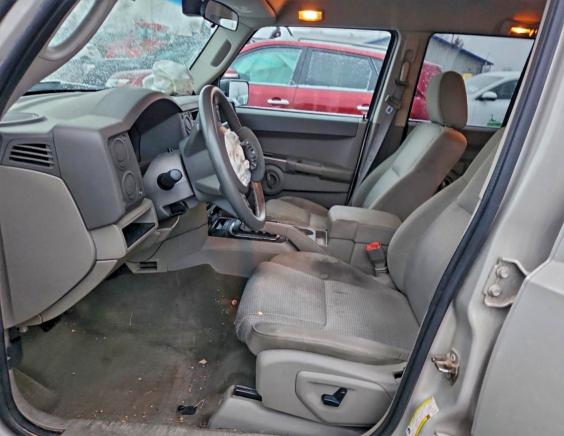 Photo 7 from auction – 2007 JEEP COMMANDER with VIN 1J8HG48K67C654661