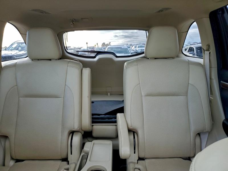 Photo 10 from auction – 2018 TOYOTA HIGHLANDER with VIN 5TDDZRFH0JS806752