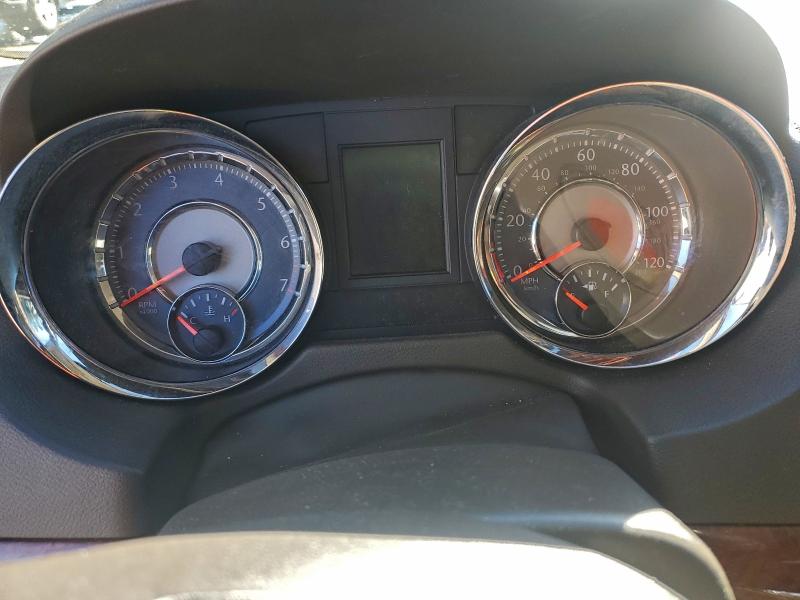 Photo 9 from auction – 2015 CHRYSLER TOWN & COU with VIN 2C4RC1BG0FR561036