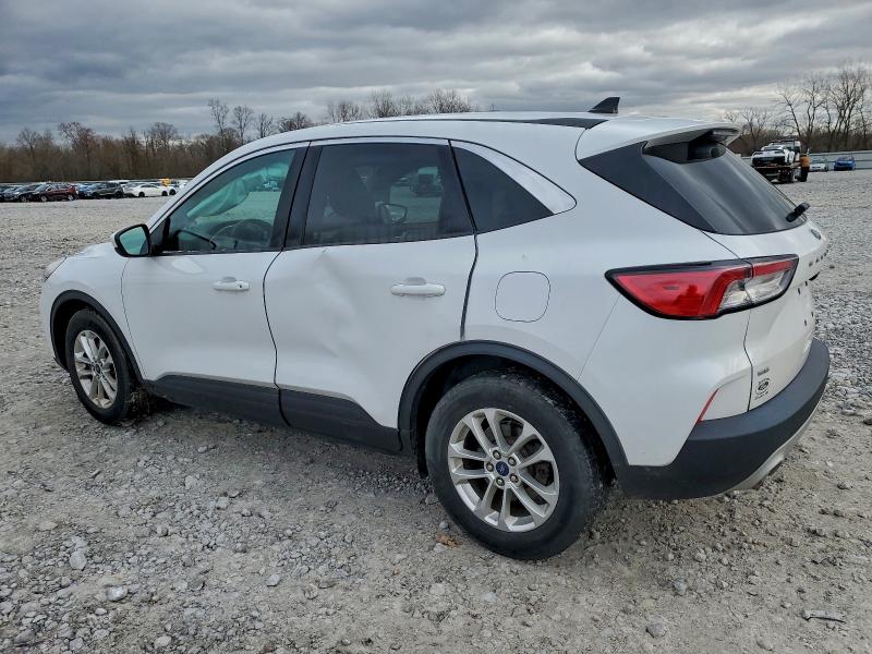 Photo 2 from auction – 2020 FORD ESCAPE SE with VIN 1FMCU0G66LUA28048
