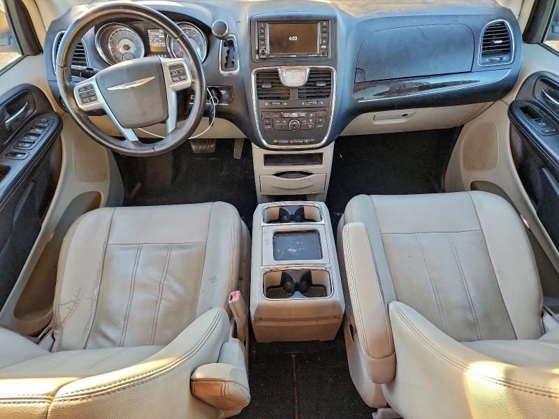 Photo 8 from auction – 2013 CHRYSLER TOWN & COU with VIN 2C4RC1BG3DR525886