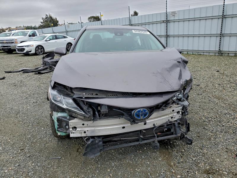 Photo 5 from auction – 2022 TOYOTA CAMRY LE with VIN 4T1C31AK9NU583965