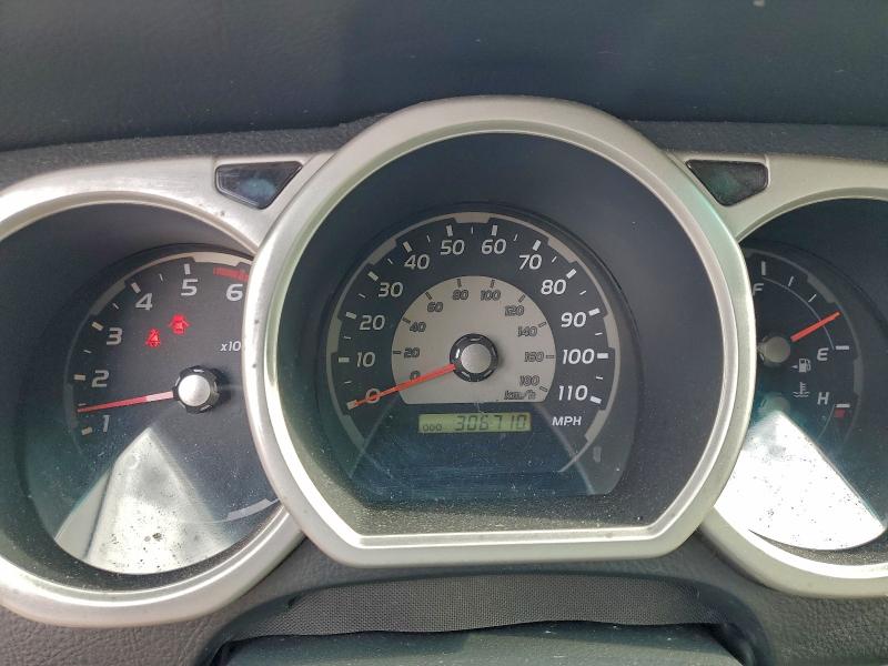 Photo 9 from auction – 2004 TOYOTA 4RUNNER SR with VIN JTEZU14R448019146