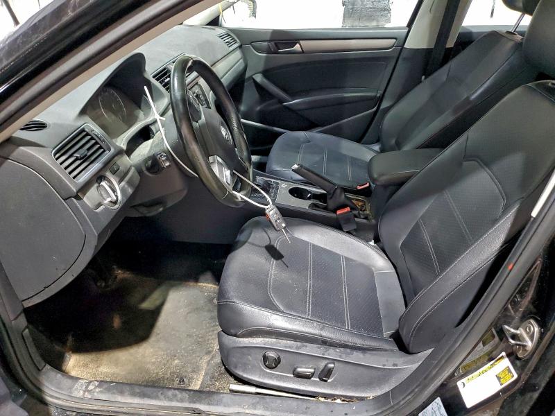 Photo 7 from auction – 2014 VOLKSWAGEN PASSAT with VIN 1VWBP7A3XEC009975