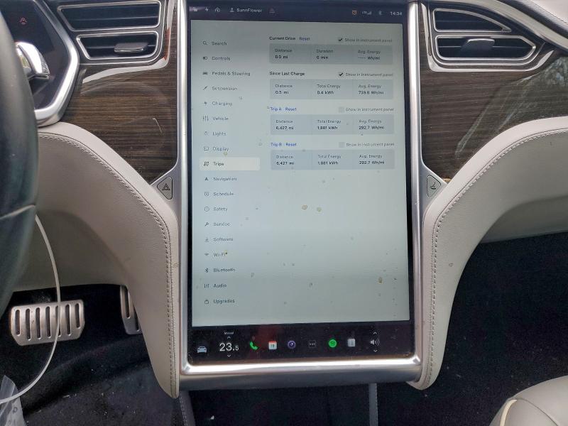 Photo 9 from auction – 2014 TESLA MODEL S with VIN 5YJSA1H15EFP32349