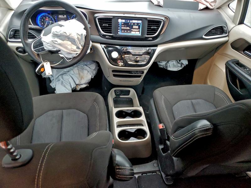 Photo 8 from auction – 2022 CHRYSLER VOYAGER LX with VIN 2C4RC1CG3NR225569