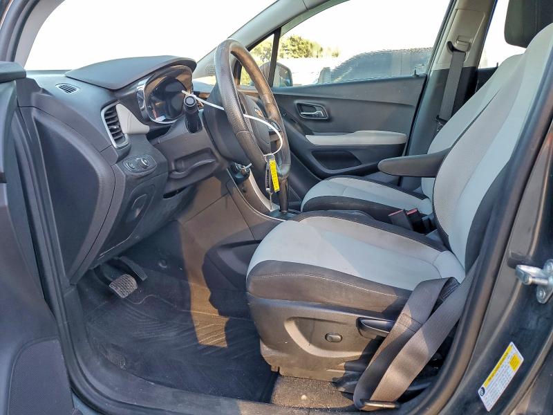 Photo 7 from auction – 2020 CHEVROLET TRAX LS with VIN 3GNCJKSB7LL161660