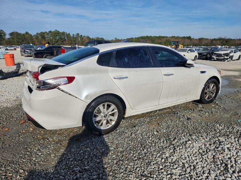 Photo 3 from auction – 2016 KIA OPTIMA LX with VIN KNAGT4L30G5101973