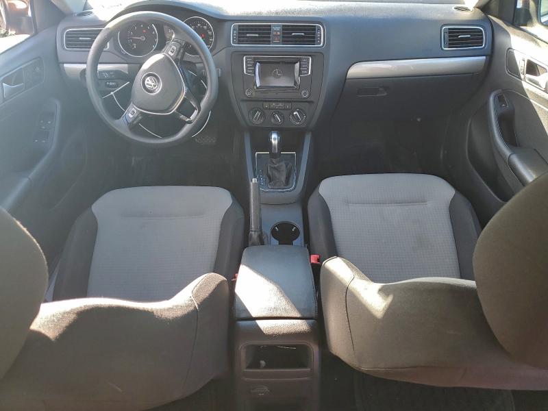 Photo 8 from auction – 2017 VOLKSWAGEN JETTA S with VIN 3VW2B7AJ5HM390246