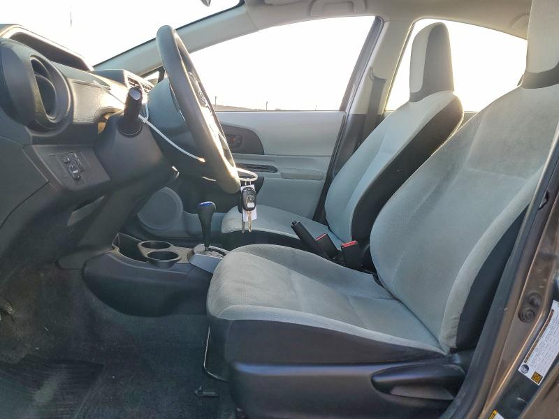 Photo 7 from auction – 2013 TOYOTA PRIUS C with VIN JTDKDTB32D1553982