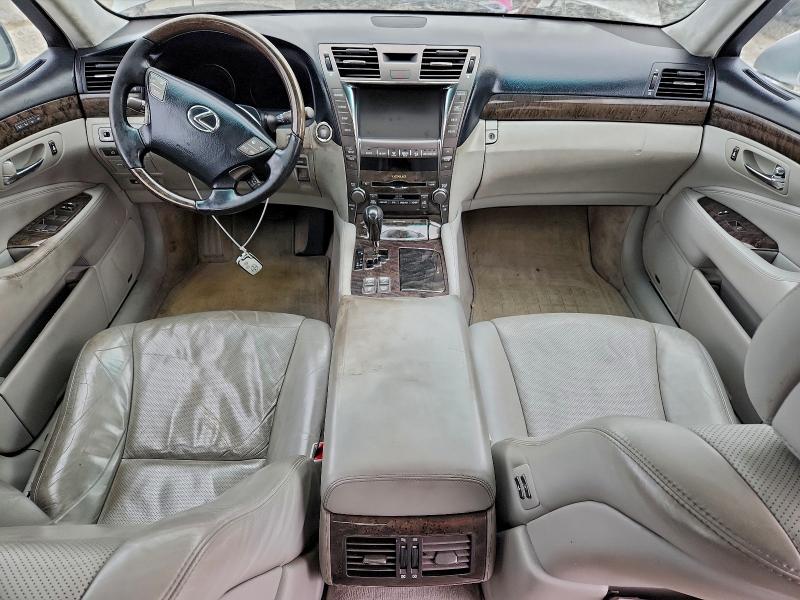 Photo 8 from auction – 2007 LEXUS LS 460L with VIN JTHGL46F175002506