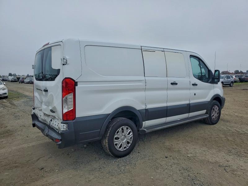 Photo 3 from auction – 2018 FORD TRANSIT T- with VIN 1FTYR1ZM9JKA59140