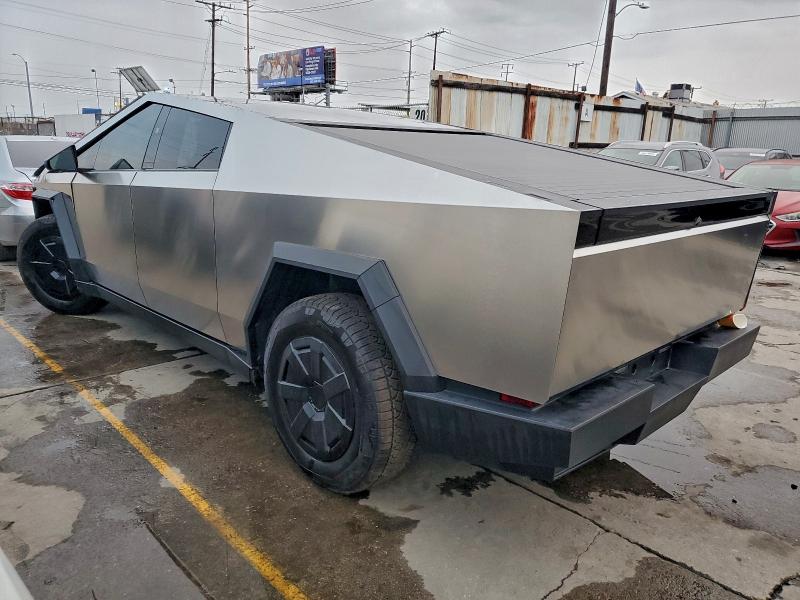 Photo 2 from auction – 2025 TESLA CYBERTRUCK with VIN 7G2CEHED3SA067649