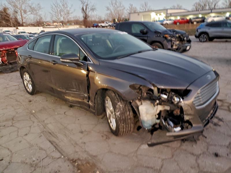 Photo 4 from auction – 2016 FORD FUSION SE with VIN 3FA6P0HD5GR164471