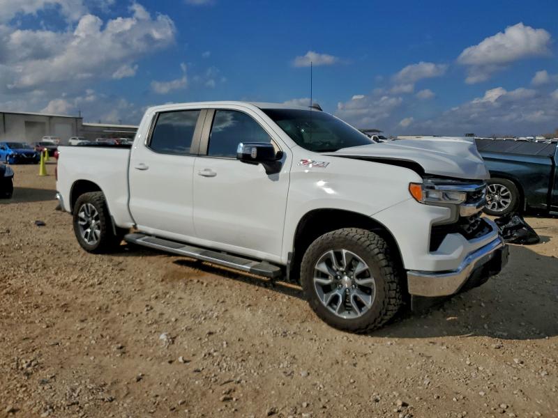 Photo 4 from auction – 2024 CHEVROLET SILVERADO with VIN 2GCUDDED1R1138950