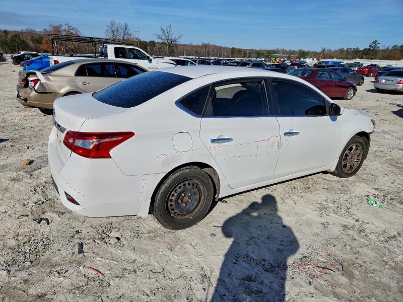 Photo 3 from auction – 2016 NISSAN SENTRA S with VIN 3N1AB7AP7GY292901