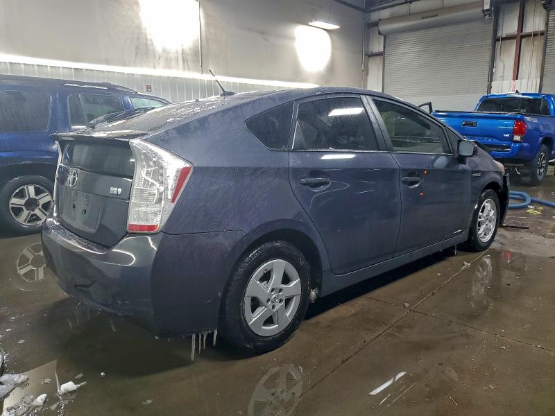 Photo 3 from auction – 2011 TOYOTA PRIUS with VIN JTDKN3DUXB0256898