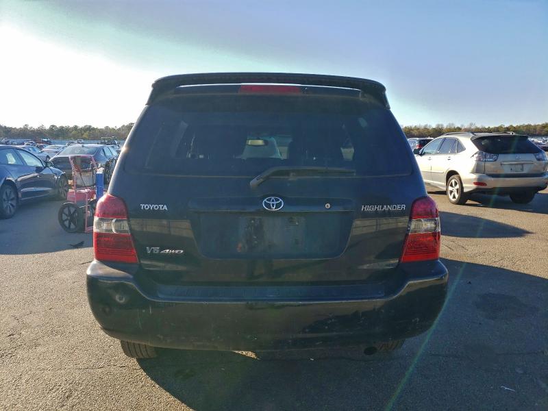 Photo 6 from auction – 2005 TOYOTA HIGHLANDER with VIN JTEEP21A350126604