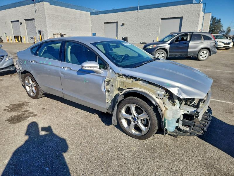 Photo 4 from auction – 2016 FORD FUSION SE with VIN 3FA6P0T95GR305087
