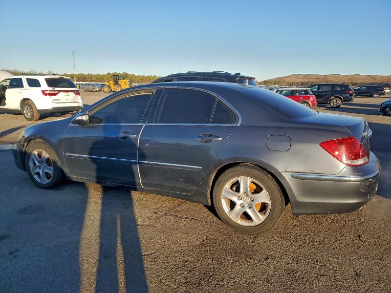 Photo 2 from auction – 2005 ACURA RL with VIN JH4KB16575C005129
