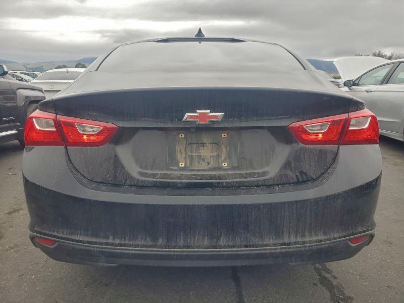 Photo 6 from auction – 2017 CHEVROLET MALIBU LT with VIN 1G1ZE5ST3HF191332