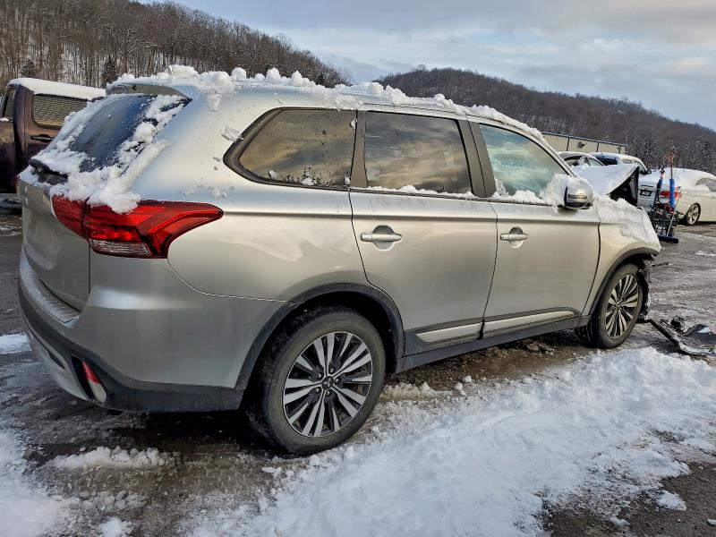Photo 3 from auction – 2020 MITSUBISHI OUTLANDER with VIN JA4AZ3A32LZ005957