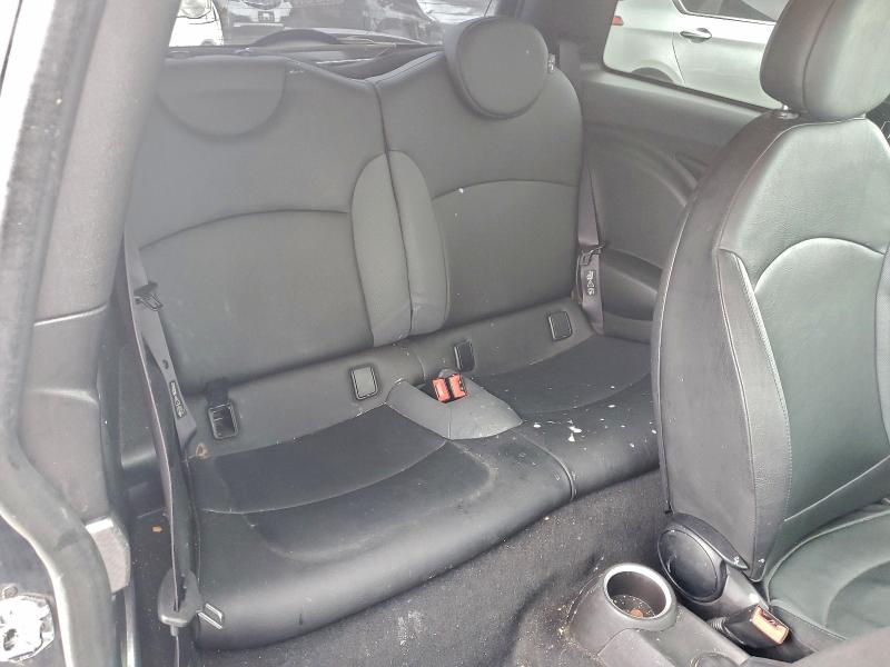 Photo 10 from auction – 2008 MINI COOPER with VIN WMWMF73598TV33214