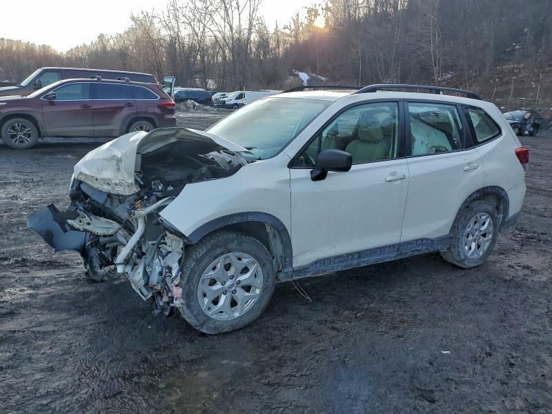 SUBARU FORESTER 2019 with VIN JF2SKACC6KH514178 - Photo from auction