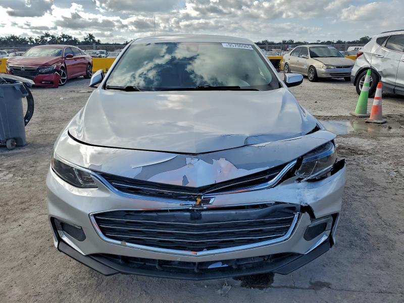 Photo 5 from auction – 2018 CHEVROLET MALIBU LT with VIN 1G1ZD5STXJF170129