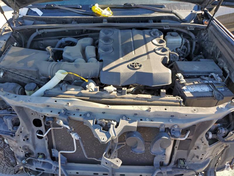 Photo 12 from auction – 2015 TOYOTA 4RUNNER SR with VIN JTEBU5JR2F5253688