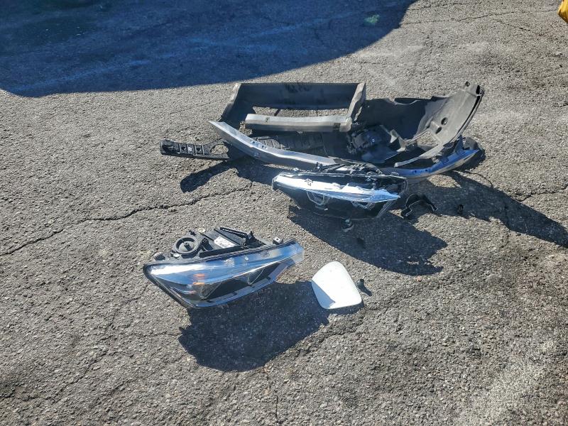 Photo 12 from auction – 2018 BMW MOTORRAD 330E with VIN WBA8E1C57JA159446